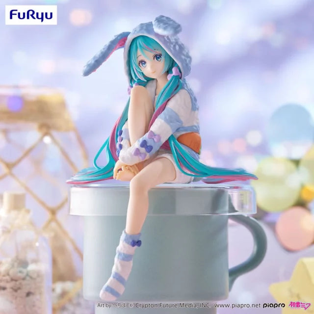 Hatsune Miku Rabbit Ear Hooded Pajama Noodle Stopper Figure