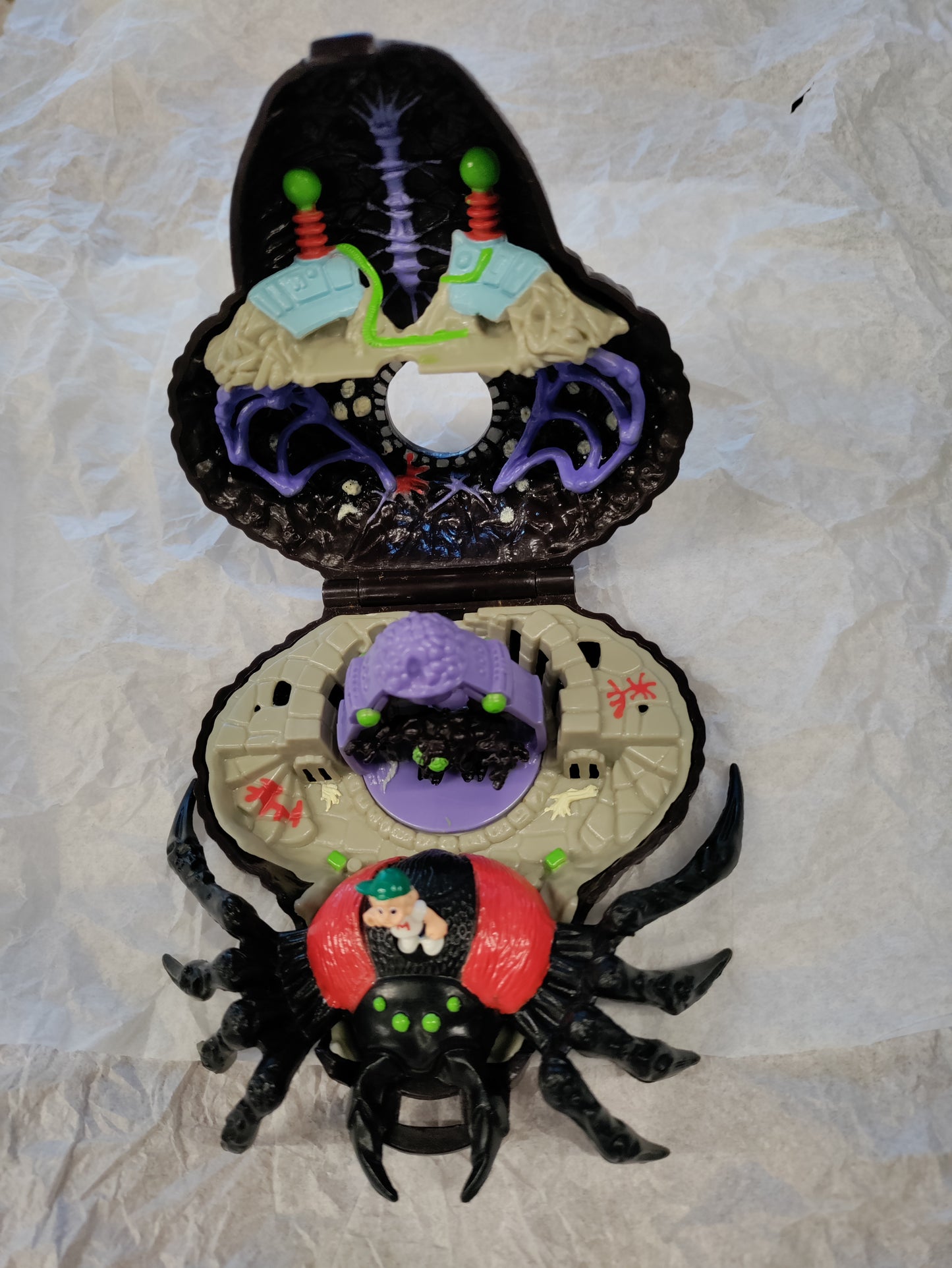 Mighty Max Arachnoid Doom Zone Playset