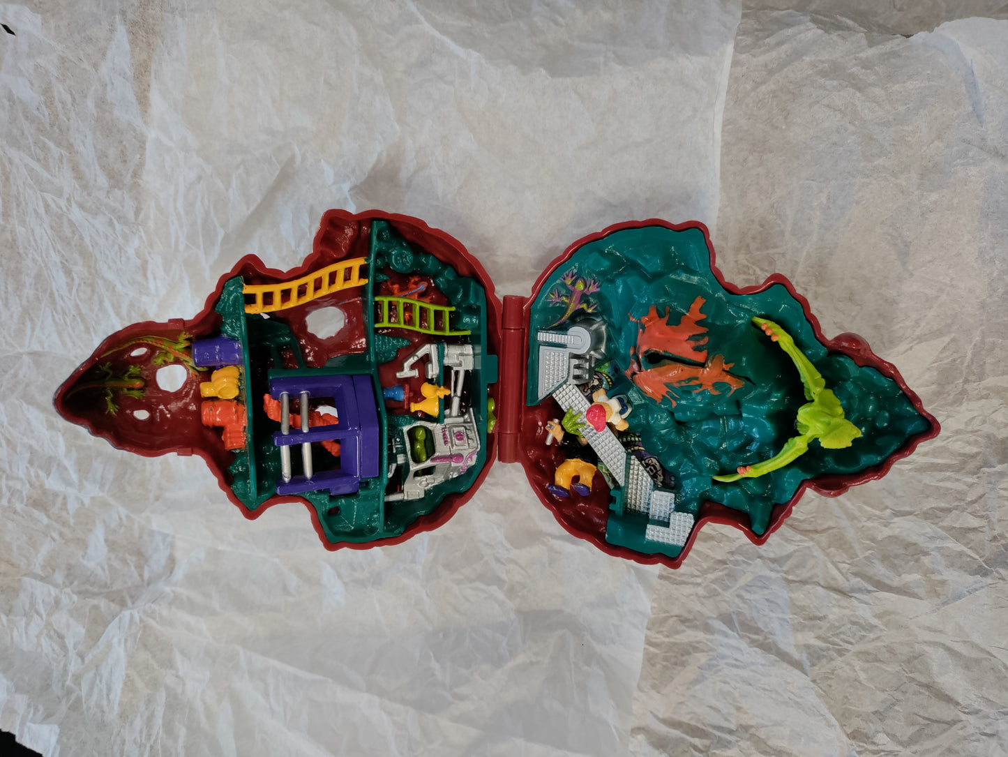 Mighty Max Mutasaurus Doom Zone Playset
