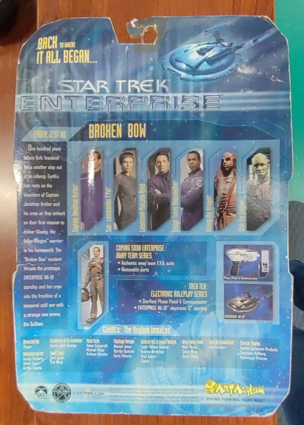 Star Trek Enterprise Broke Bow Sub-Commandet T'Pol