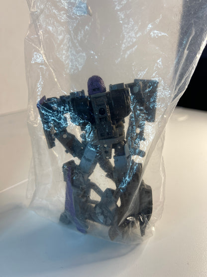 Transformers Netflix War for Cybertron Trilogy Deluxe Class Decepticon Mirage
