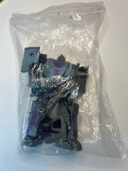 Transformers Netflix War for Cybertron Trilogy Deluxe Class Decepticon Mirage