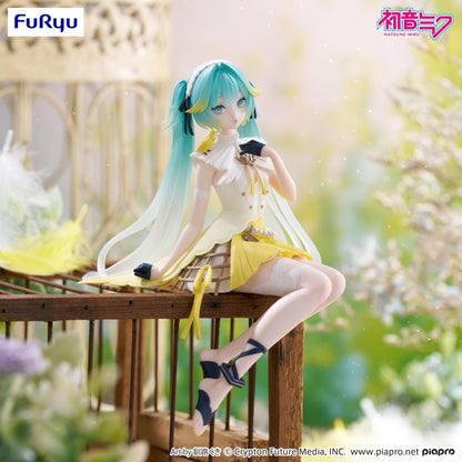 Furyu Hatsune Miku Canary Bird Noodle Stopper Figure