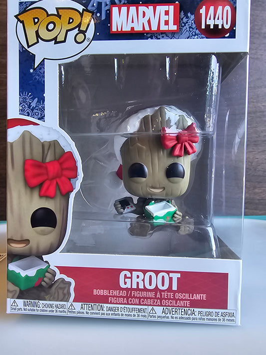 Marvel Groot Christmas Funko Pop