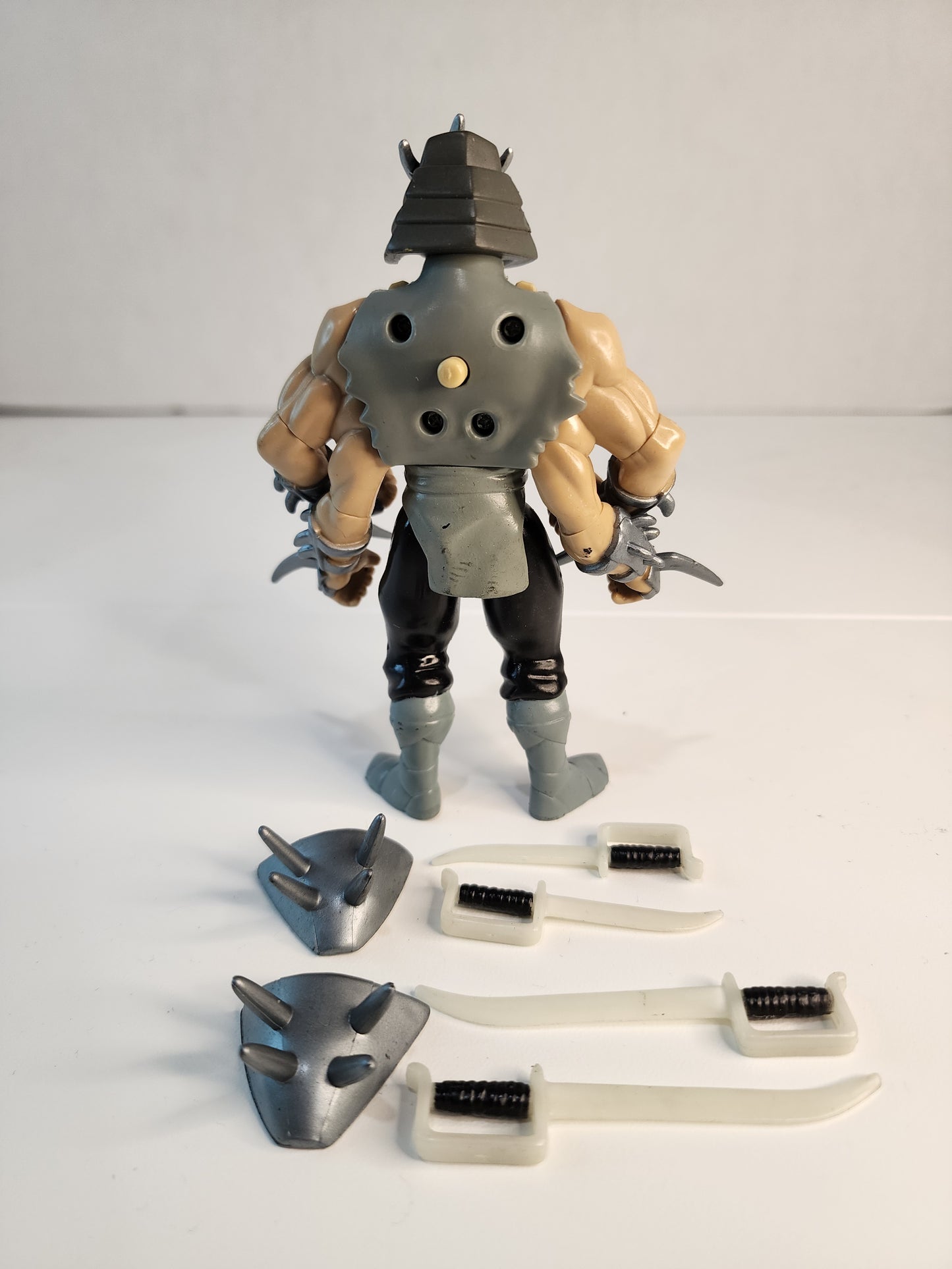 Teenage Mutant Ninja Turtles Multi Arm Shredder Figure