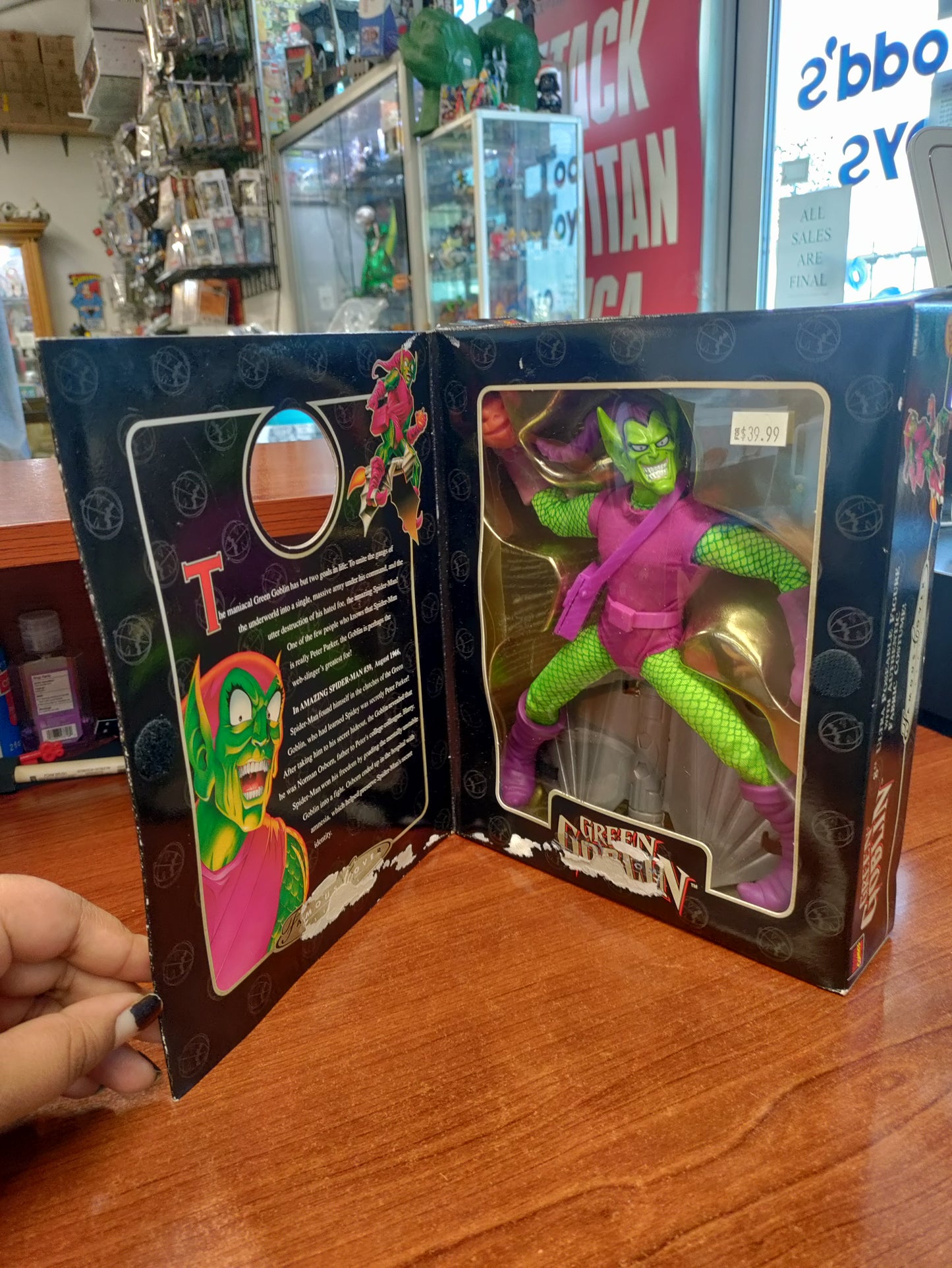 1997 Toy Biz Famous Cover The Amazing Spiderman Green Goblin Figure