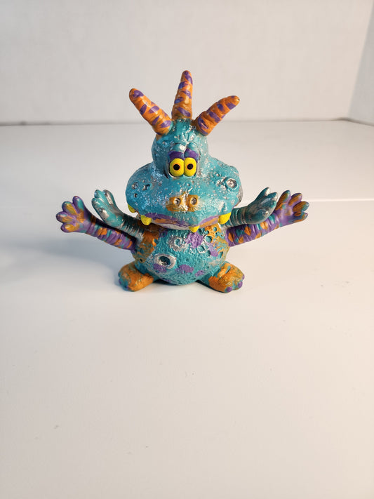 Cosmic Critters Hornflotz Monster Toy figure
