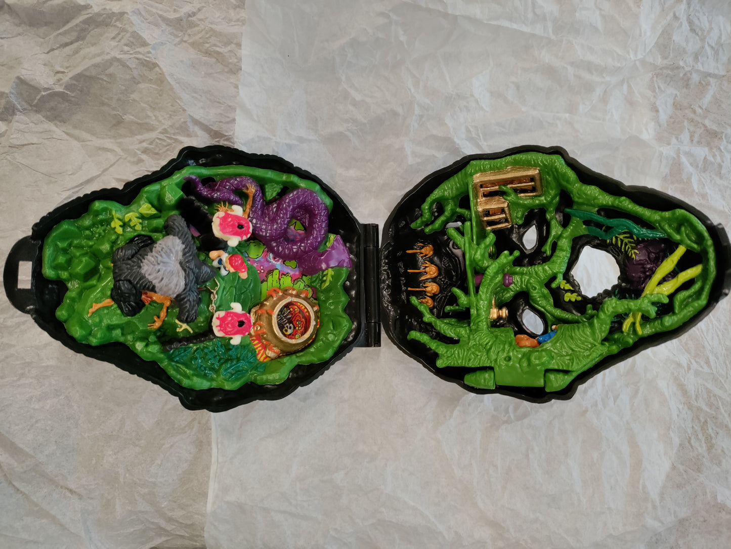 Mighty Max Ape Gorilla King Doom Zone Playset