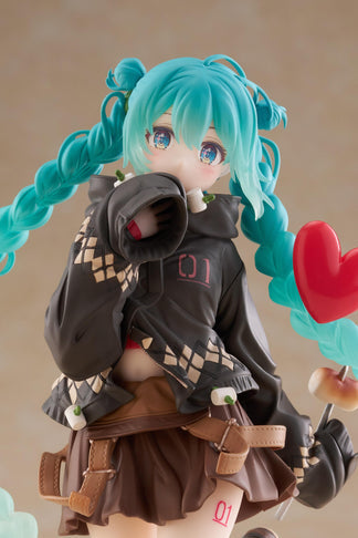 Hatsune Miku Figure - Fashion (Outdoor Ver.)