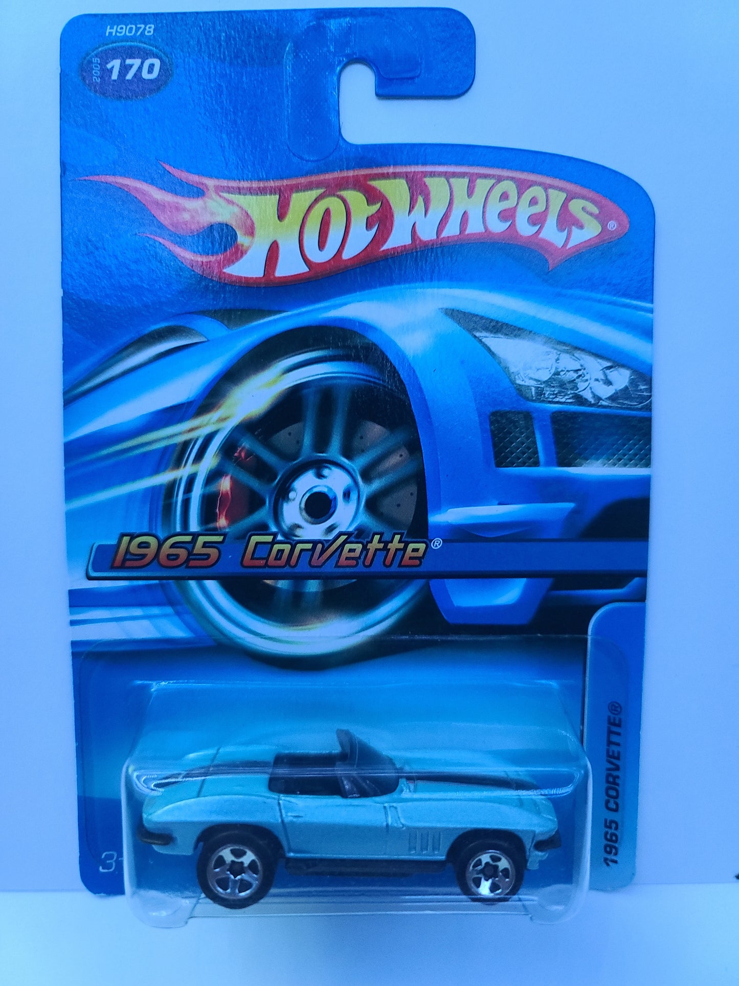 Hot Wheels 1965 Corvette