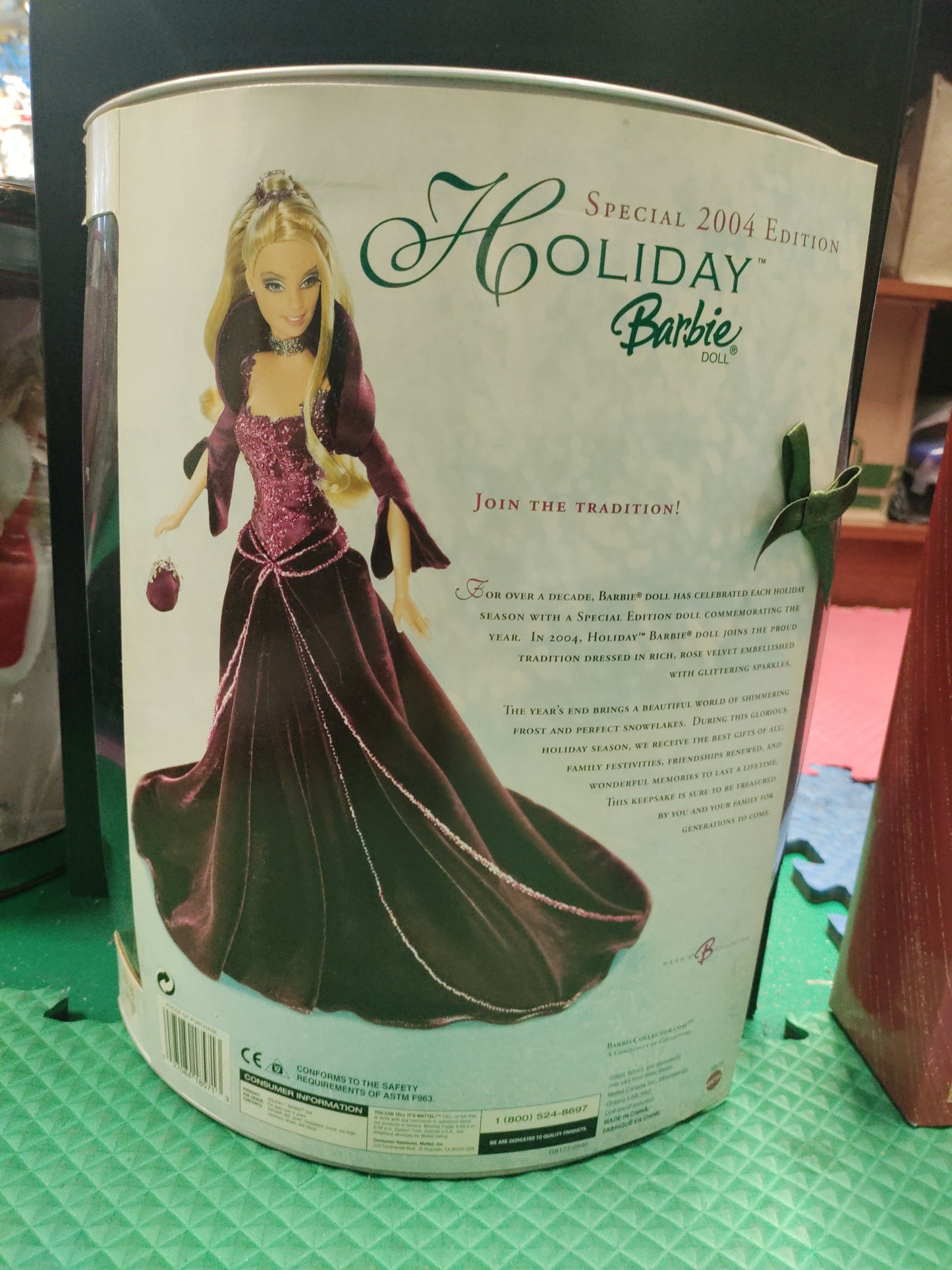 Special 2004 Edition Holiday Barbie