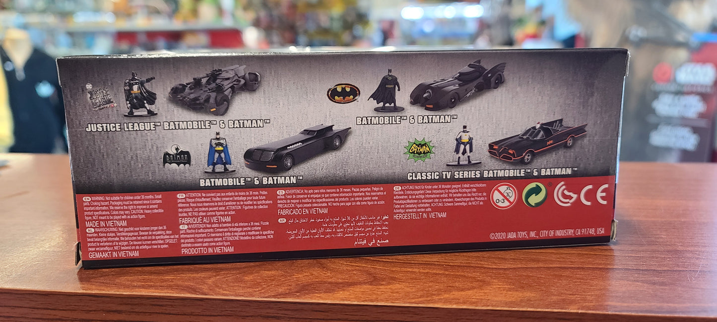 DC Jada Justice League Batmobile and Batman